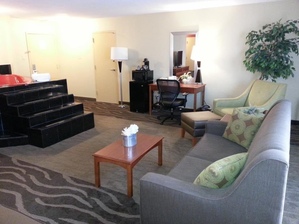 Holiday Inn Shreveport Downtown By Ihg Room photo