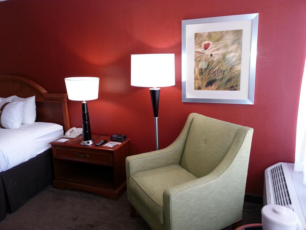 Holiday Inn Shreveport Downtown By Ihg Room photo